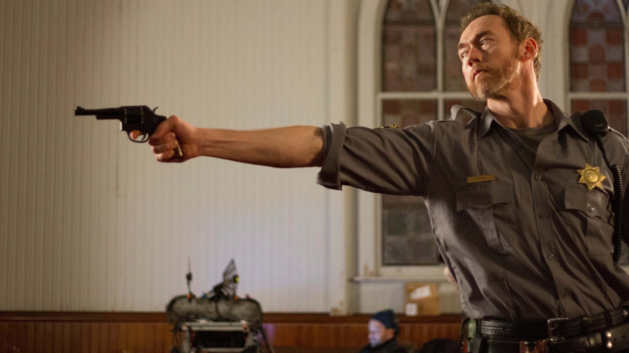 Dark Was The Night (2014)